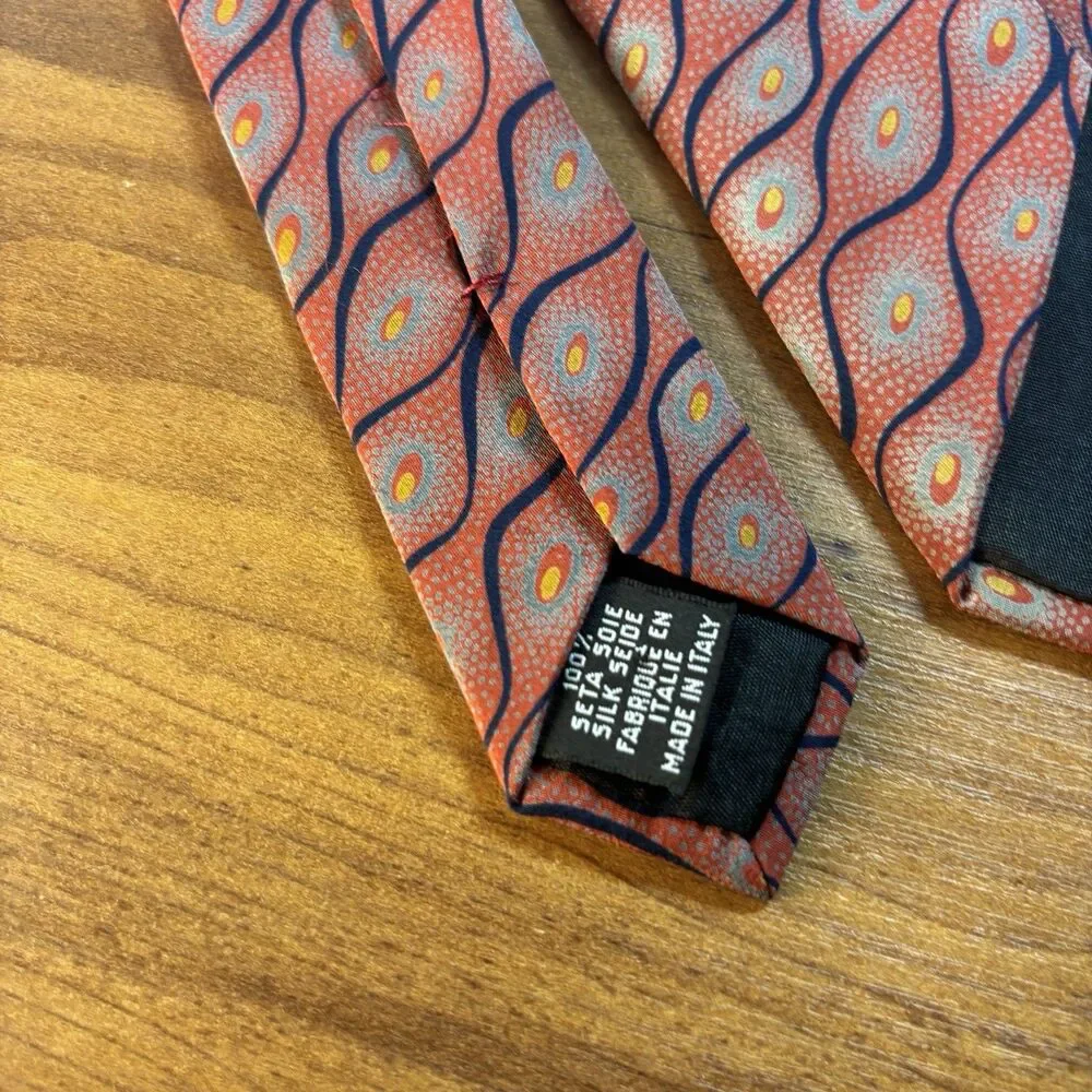 VTG Hugo Boss x Franco's Men's Necktie Coral Red Wave Geometric 100% Silk Italy
